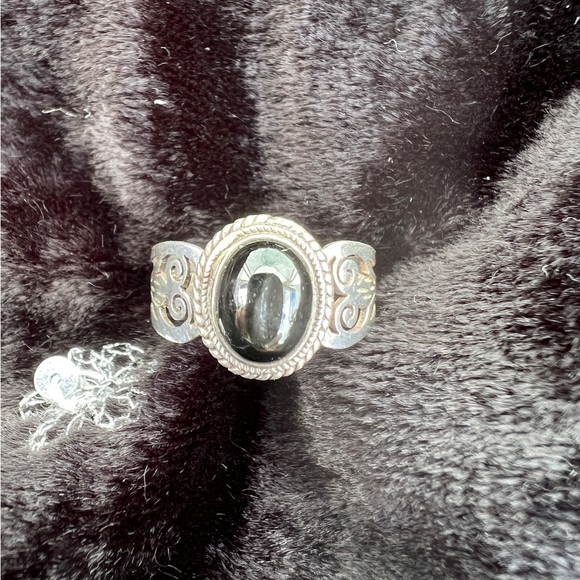 STERLING SILVER BLACK MOONSTONE RING - Picture 2 of 6